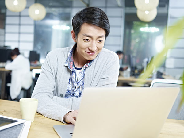 国际贸易专业学生求职信
