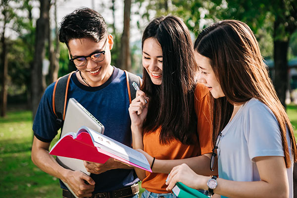 学生个性发展自我评价
